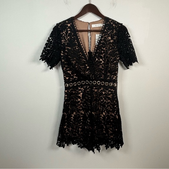 Astr Black Lace Romper with Grommet Detail - Picture 7 of 12